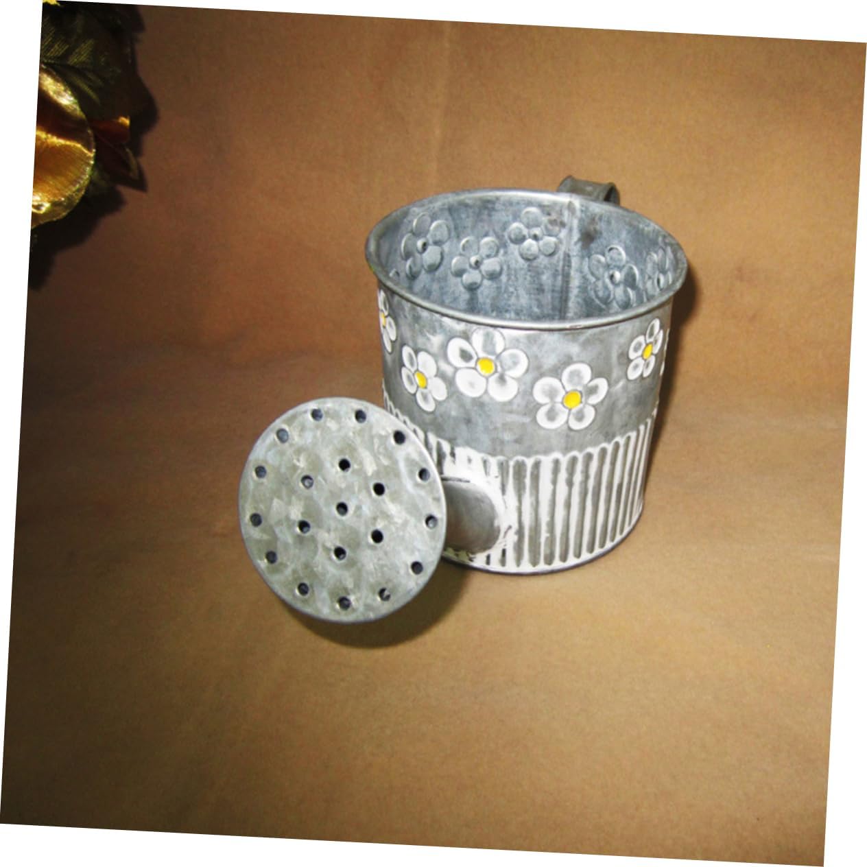 LIFKOME Rustic Tin Watering Can Flower Vase Decor
