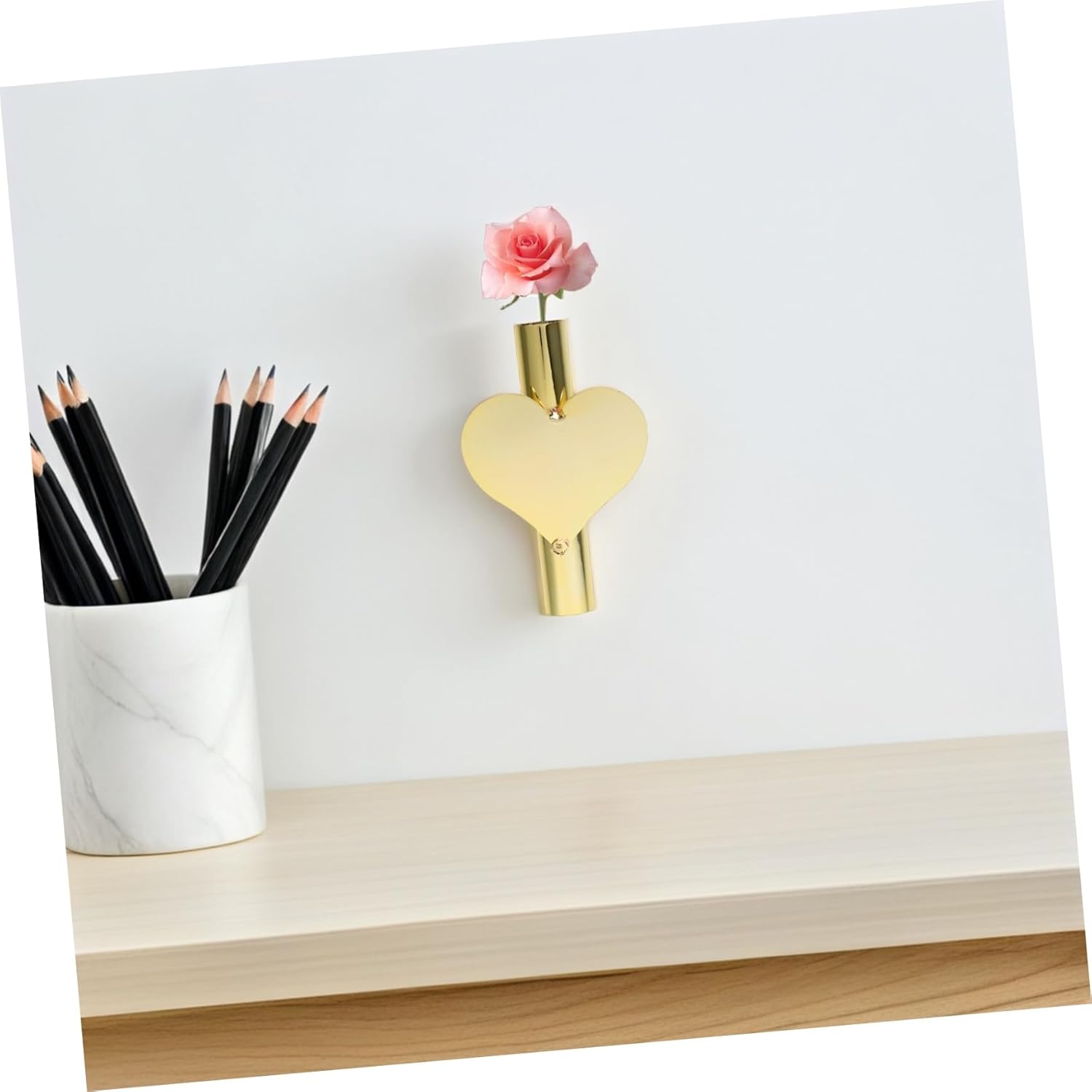 BESPORTBLE Heart-Shaped Wall Vase for Dried Flowers