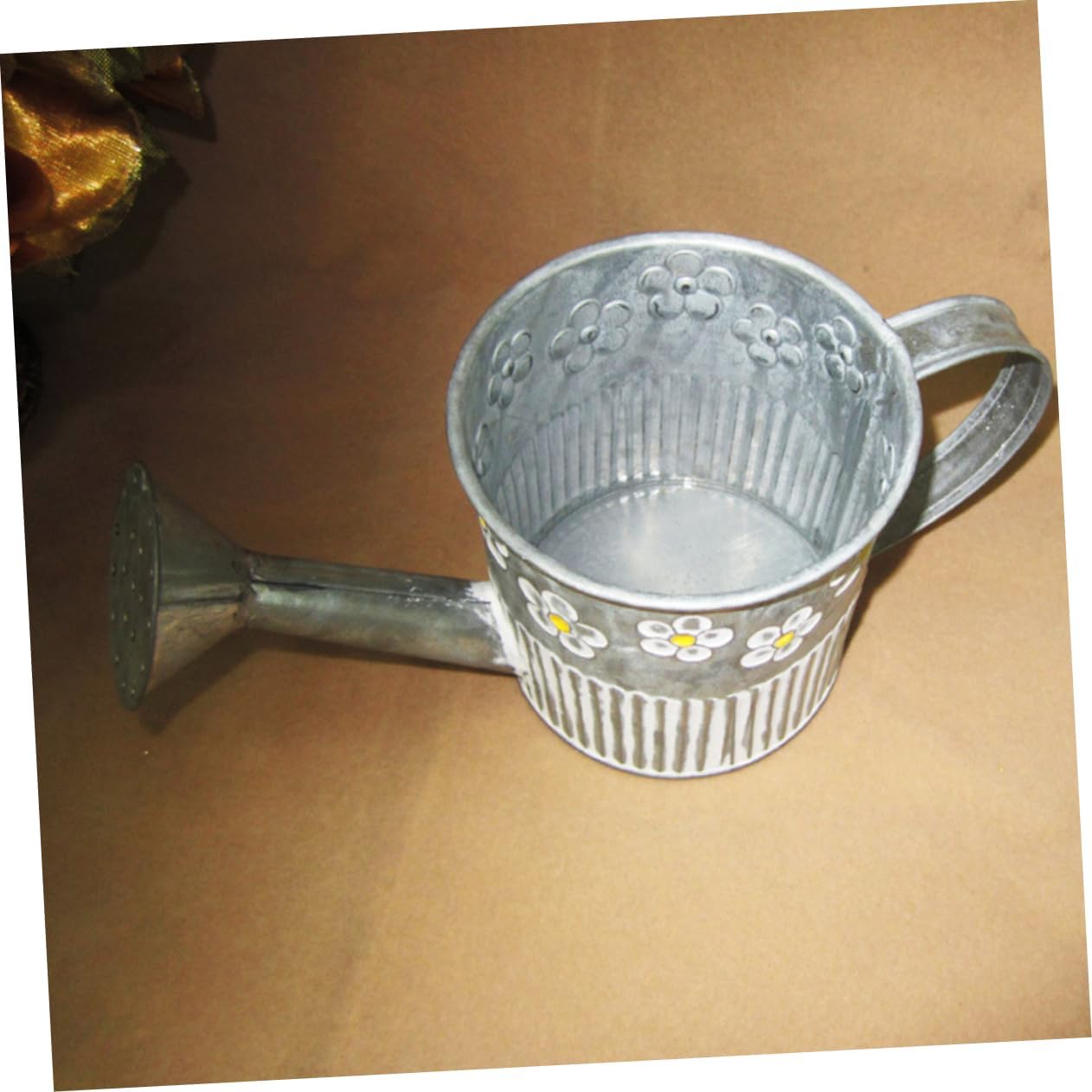 LIFKOME Rustic Tin Watering Can Flower Vase Decor