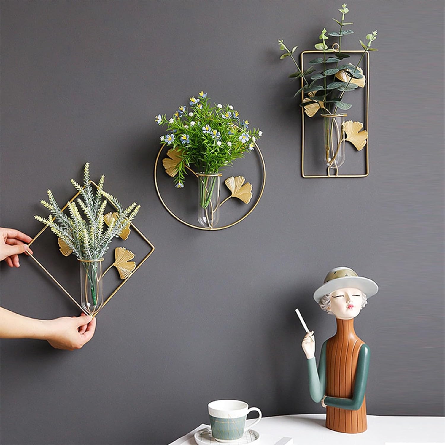 Hanging Gold Wall Decor Glass Vase with Leaf Design