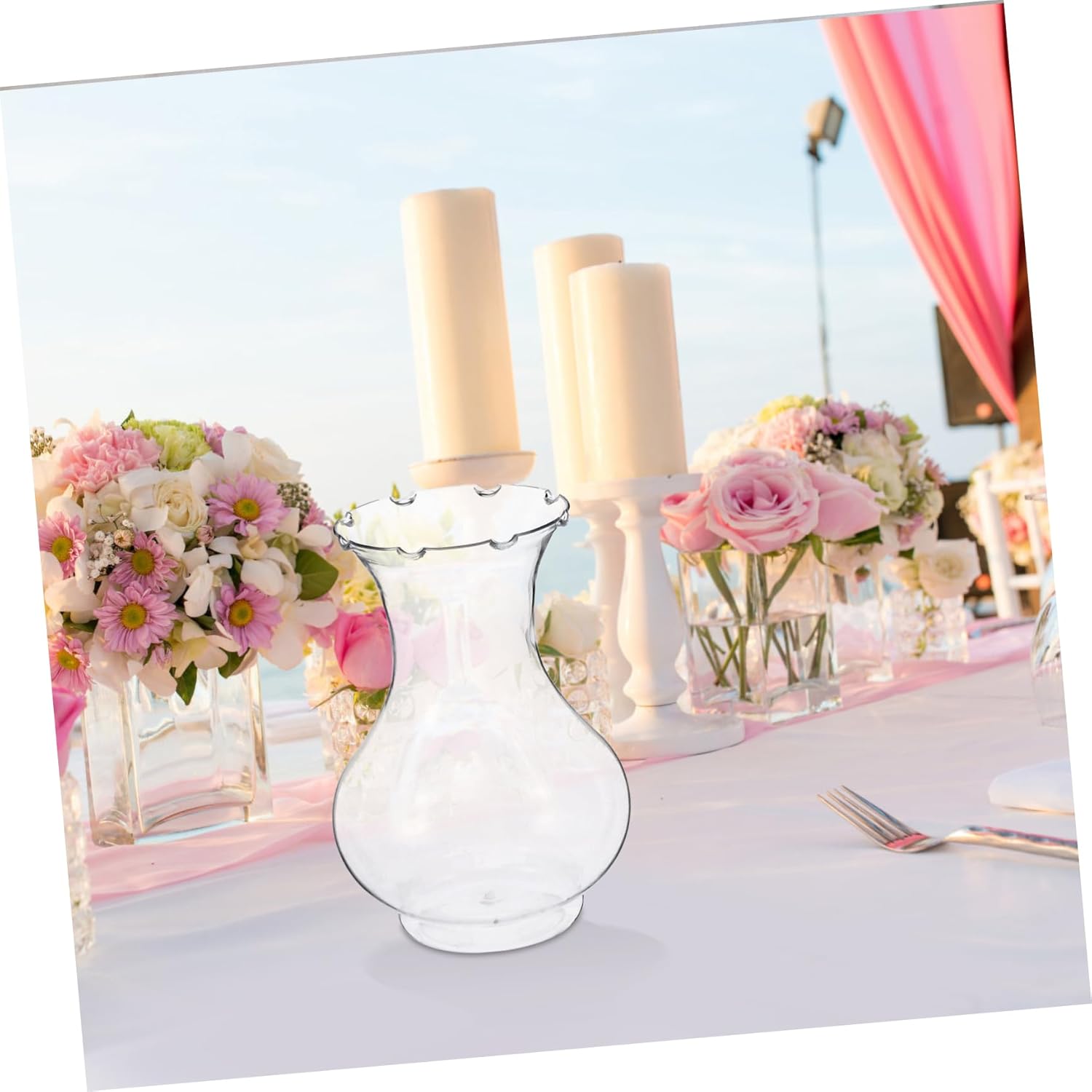4pcs Clear Plastic Centerpiece Flower Vases with Nonslip Base and Robust Design