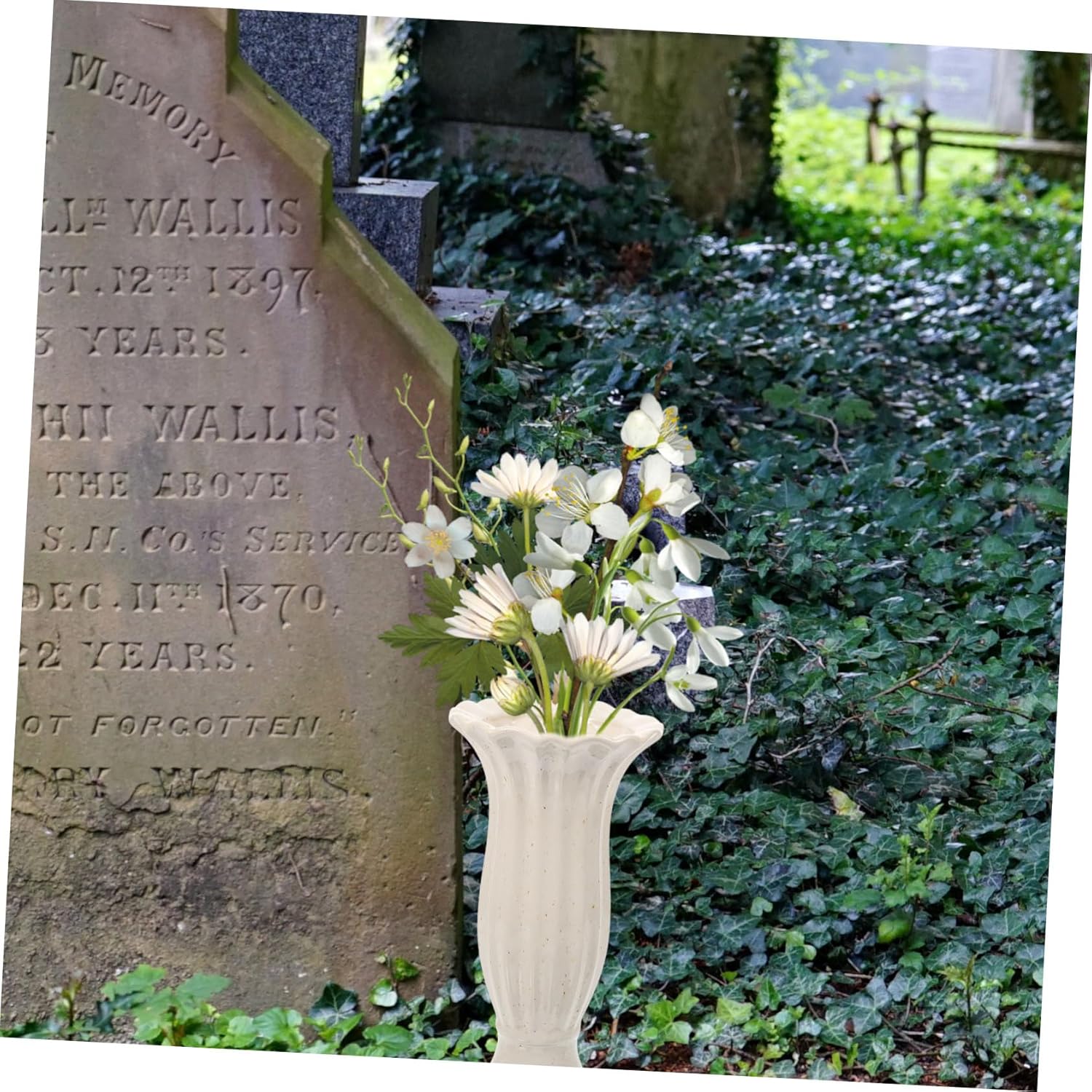 Zerodeko Memorial Flower Vase with Roman Column Design