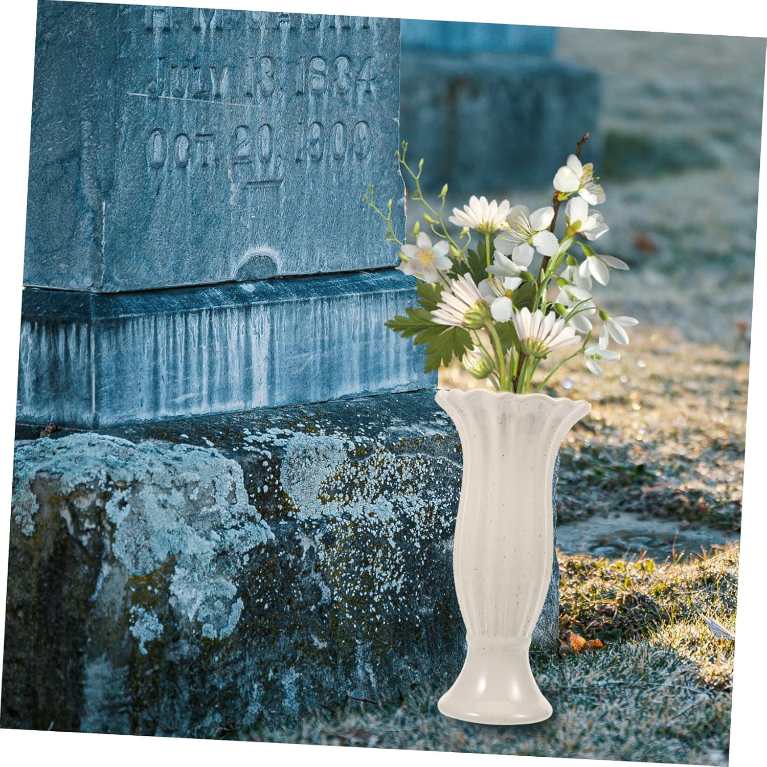 Stylish Cemetery Flower Urn Planter for Memorial Decoration